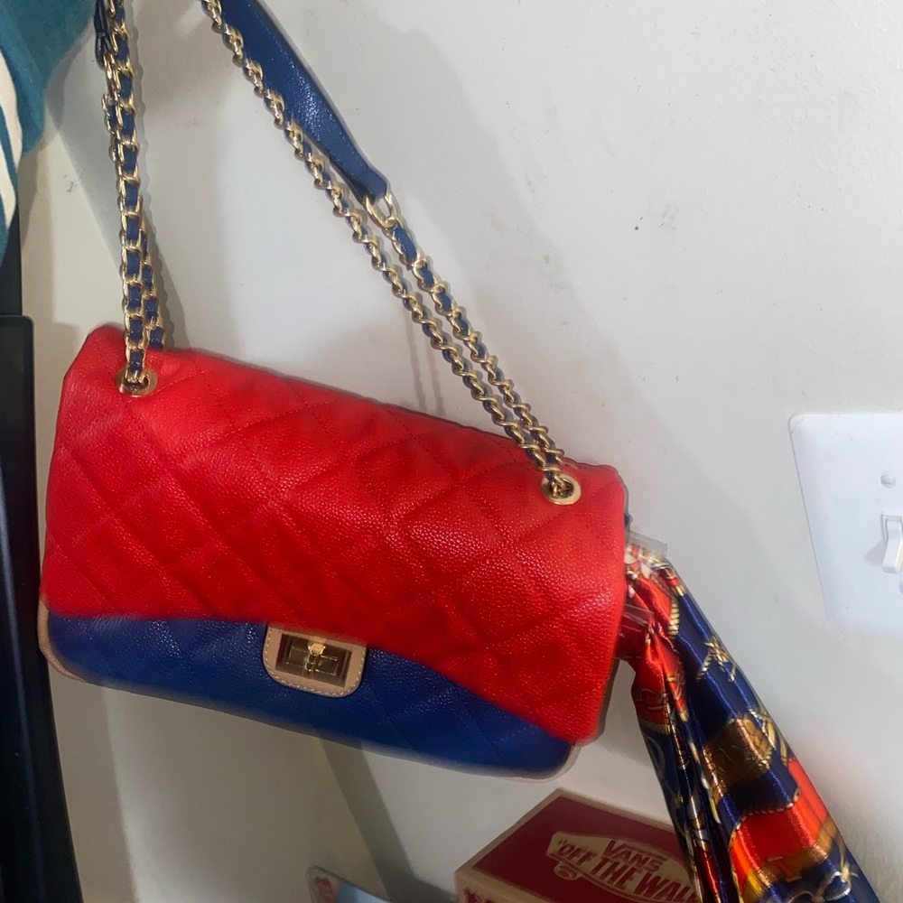 Multi-Colored Purse - Picture 3 of 6